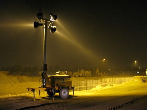 Portable light tower